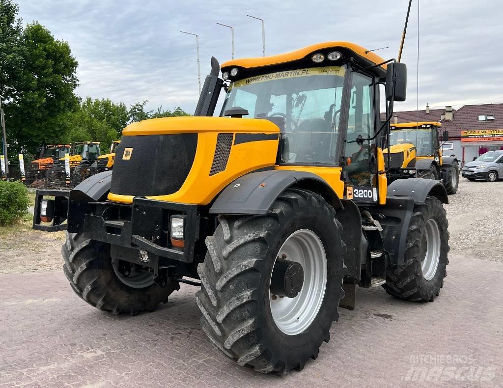 JCB Fastrac 3200 Trattori