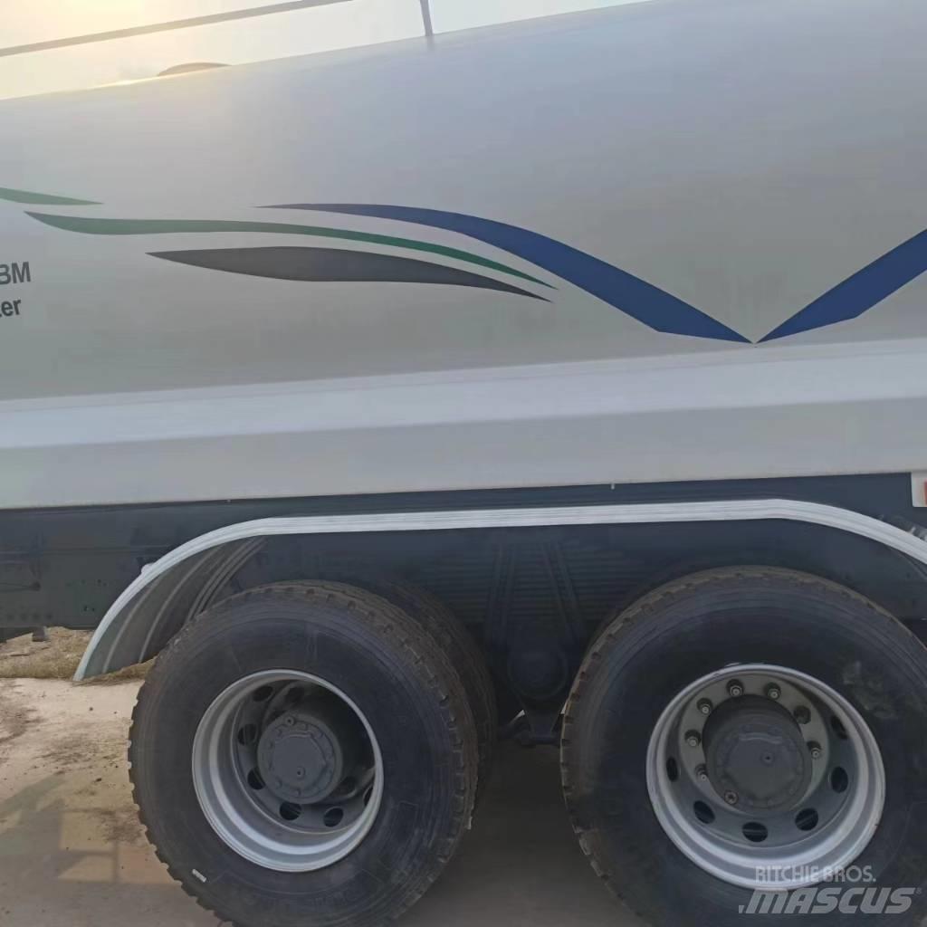 HOWO 371 Manutenzione verde e strade – Altro