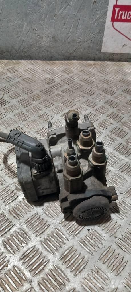Scania R 440   1879274 Freni
