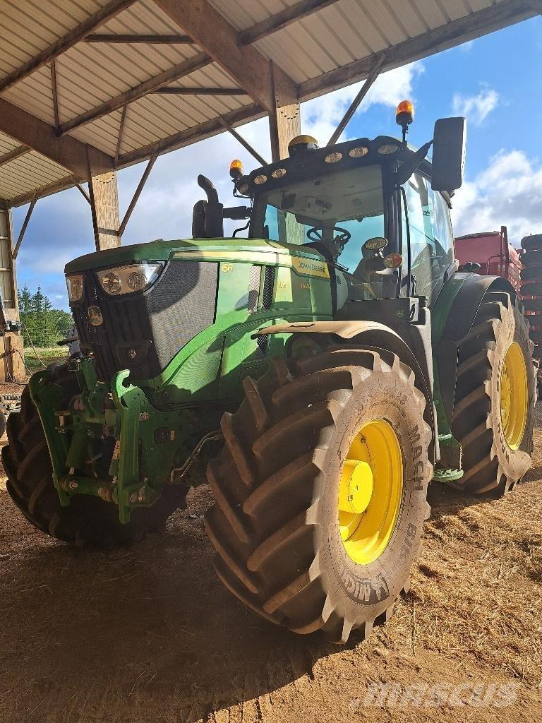 John Deere 6R 195 Trattori