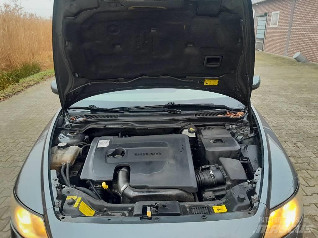 Volvo 1.6 D momentum Auto
