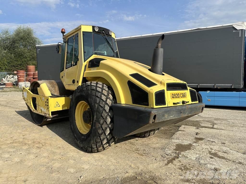 Bomag BW213-DH4 Rulli monotamburo