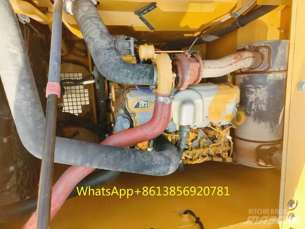 CAT 320 Escavatori cingolati