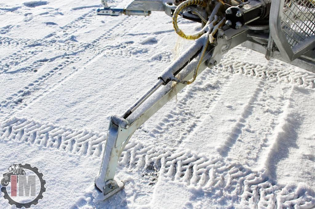  IM SKOGSVAGN 2000 Rimorchi forestali