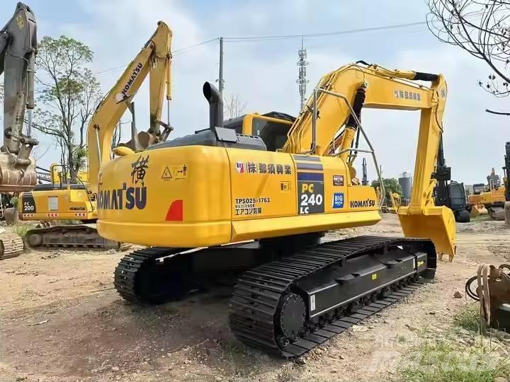 Komatsu PC240 Escavatori cingolati