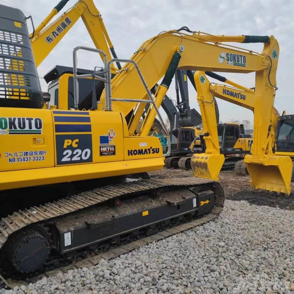 Komatsu PC 220-8 Escavatori cingolati