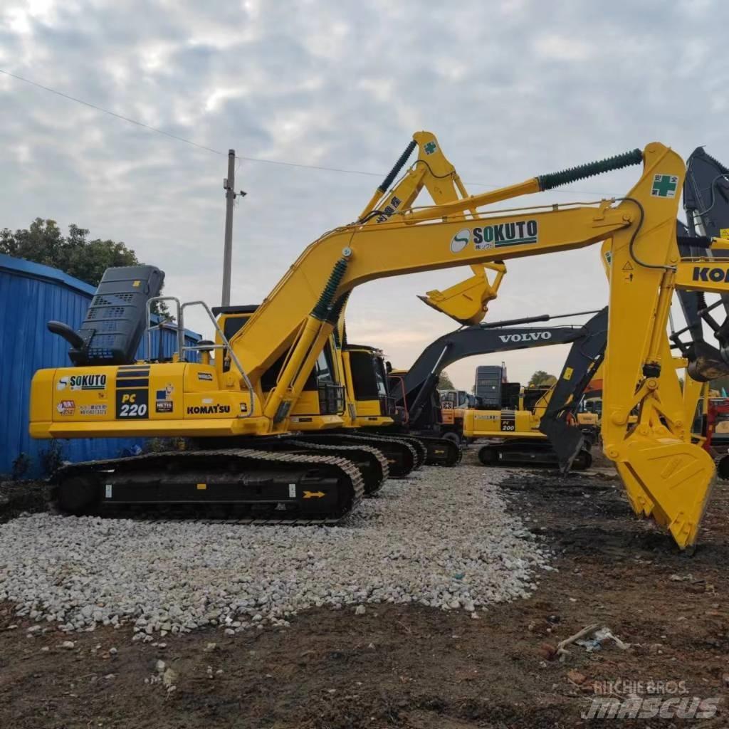 Komatsu PC 220-8 Escavatori cingolati