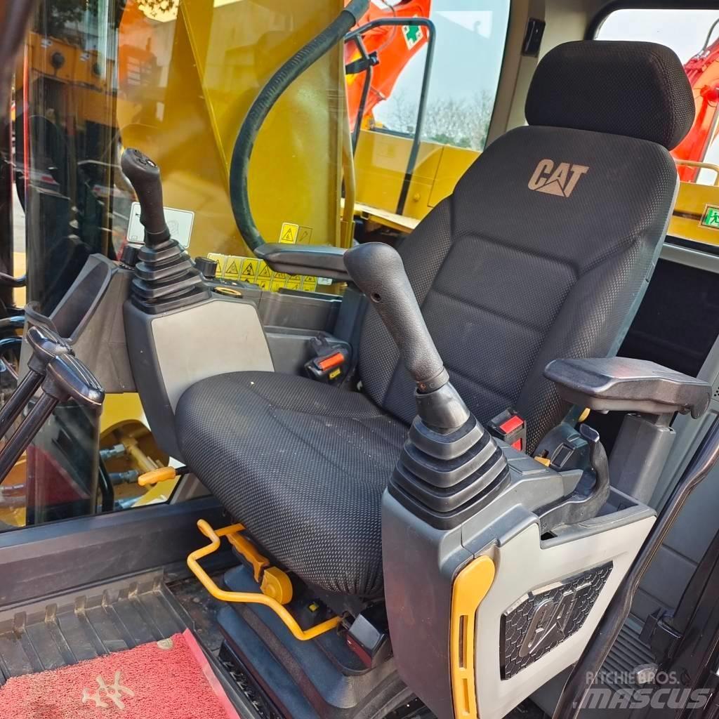 CAT 320GC Escavatori cingolati