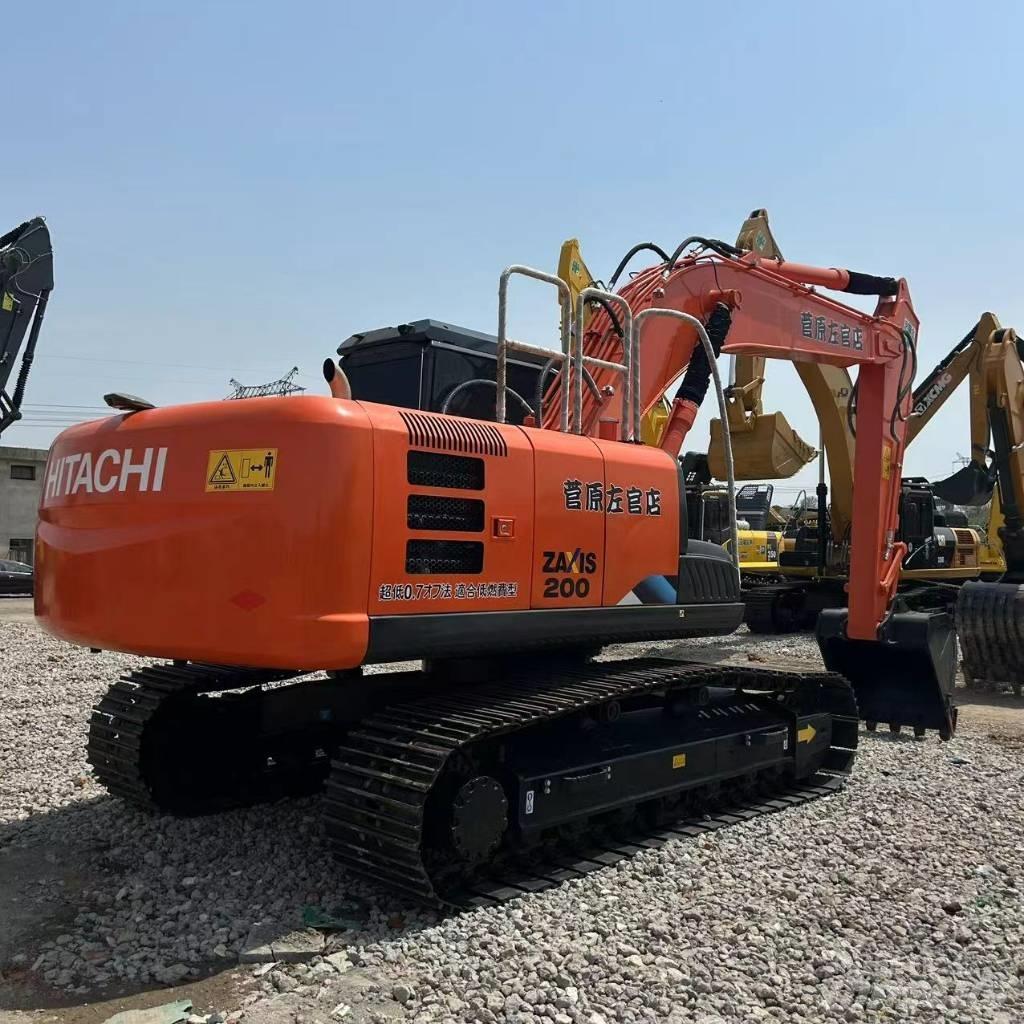 Hitachi 200-3 Escavatori cingolati