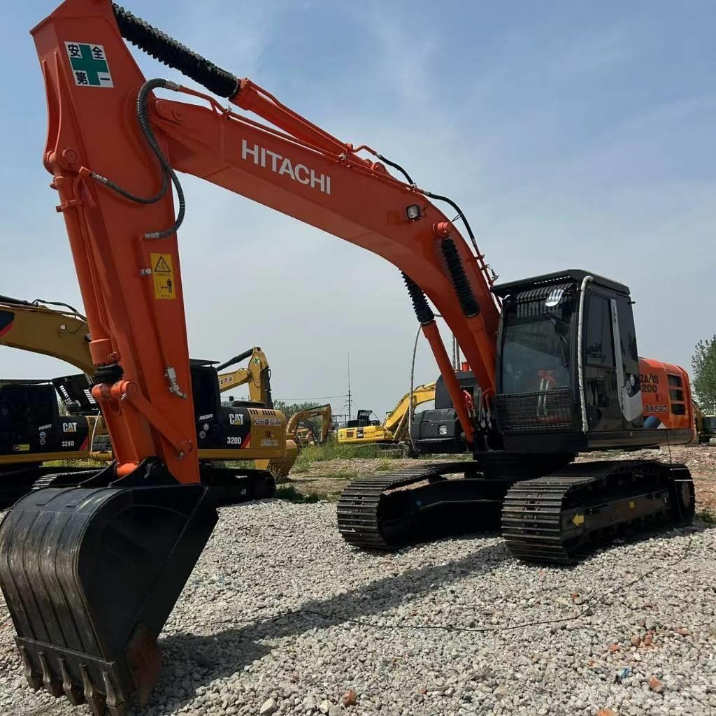 Hitachi 200-3 Escavatori cingolati