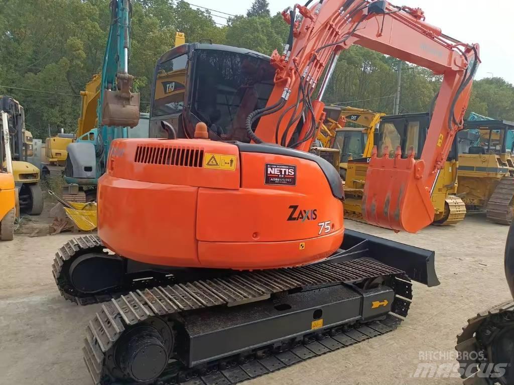 Hitachi ZX 75 Escavatori medi 7t - 12t