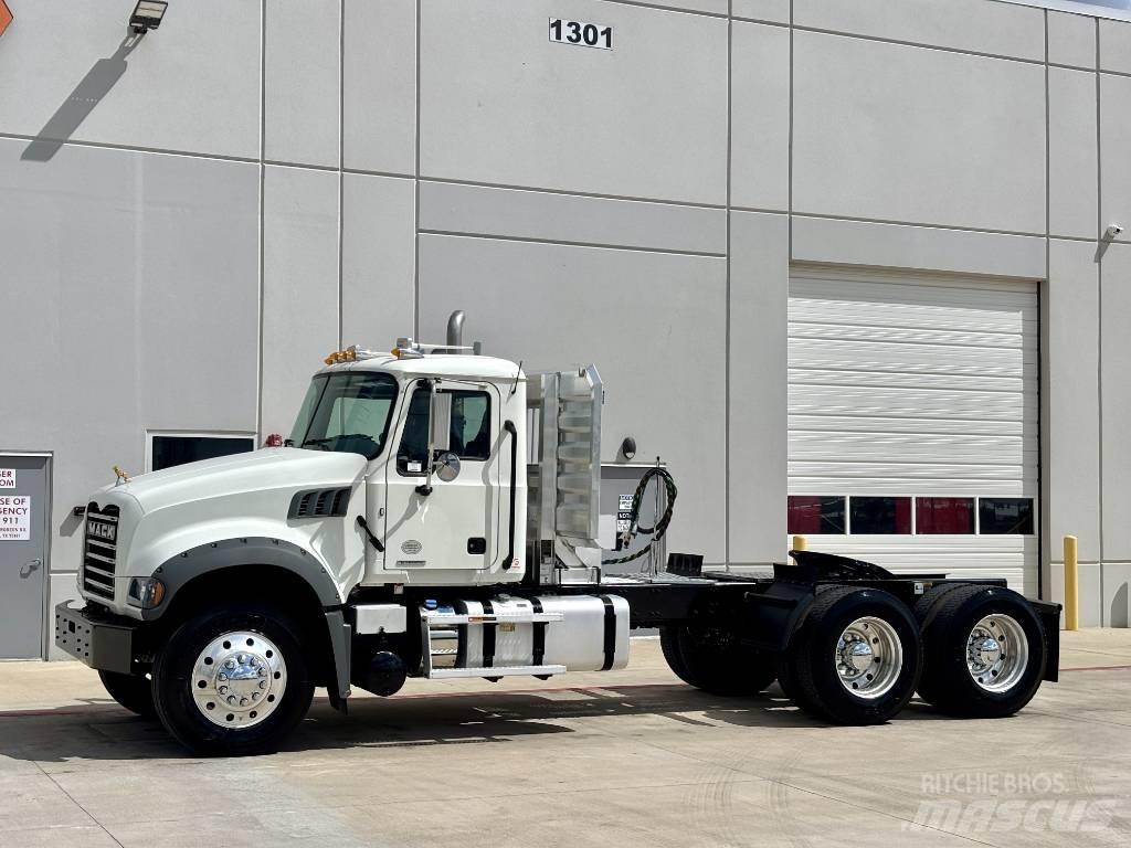 Mack Granite Motrici e Trattori Stradali