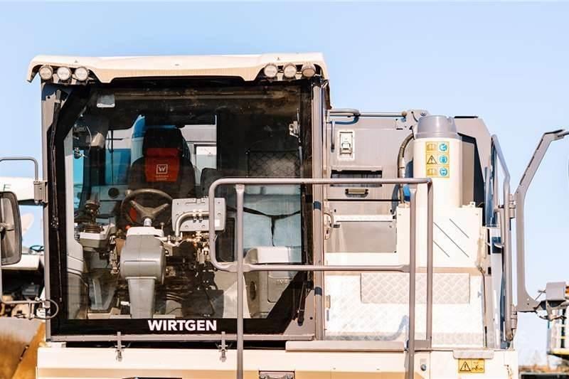 Wirtgen WR240 Camion altro