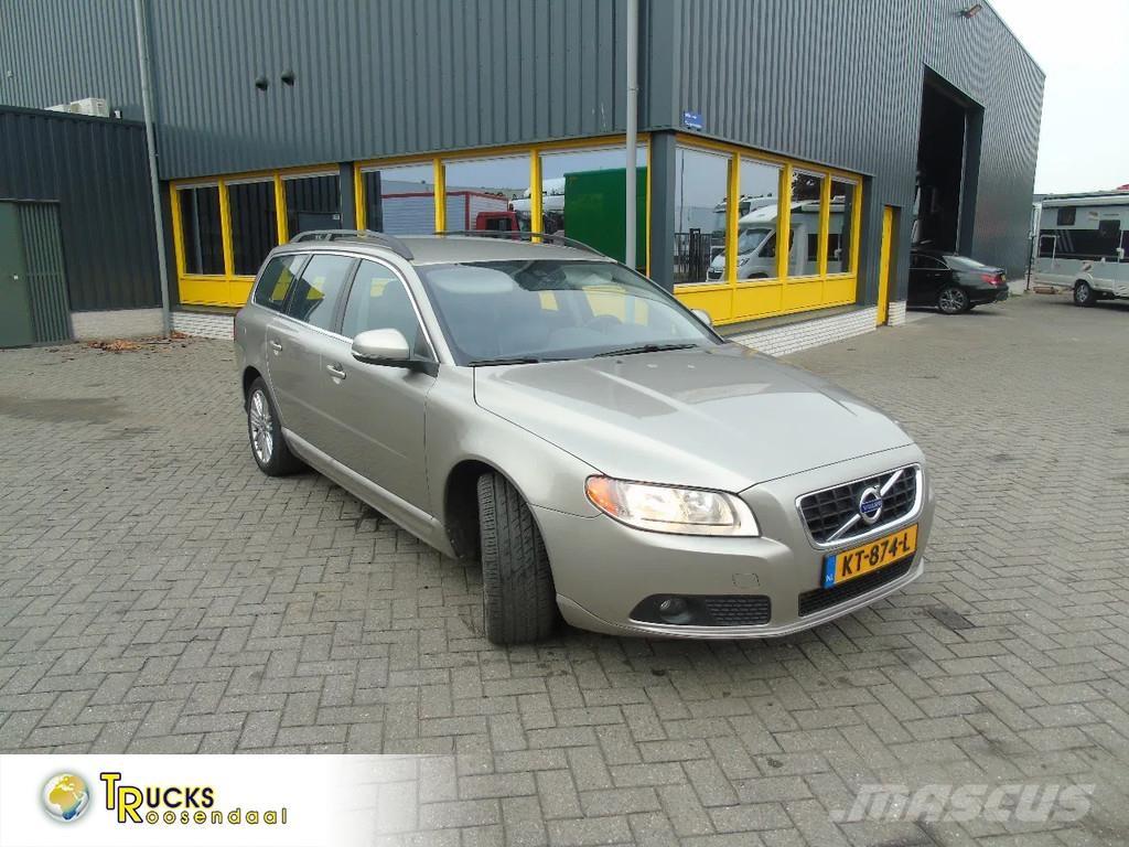 Volvo V70 + manual Auto