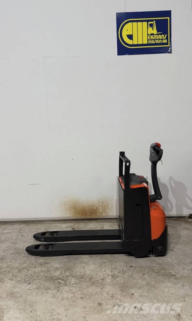 BT truck LWE 180 Transpallet manuale