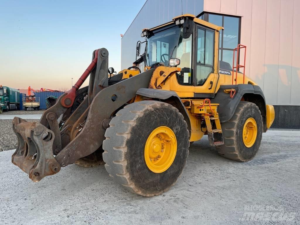 Volvo L 110 H Pale gommate