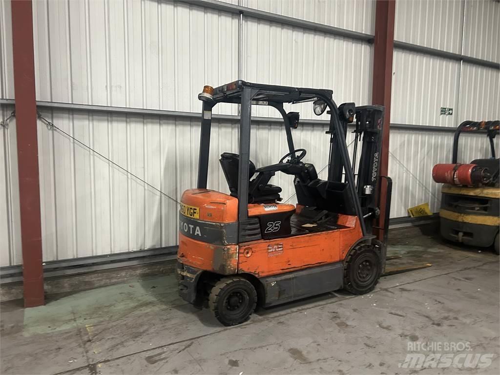 Toyota 7FBMF25 Carrelli elevatori elettrici
