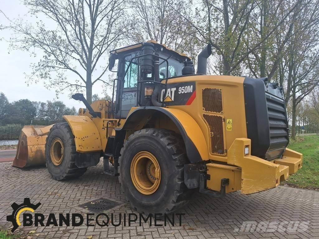 CAT 950M Pale gommate