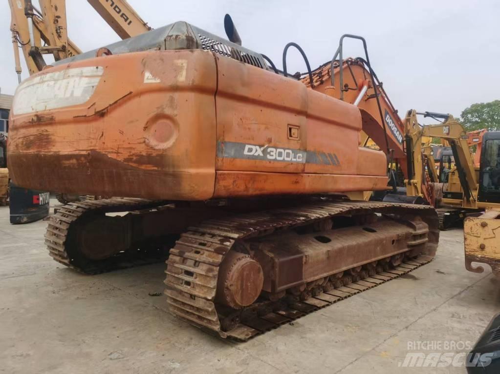 Doosan DX 300 LC Escavatori cingolati