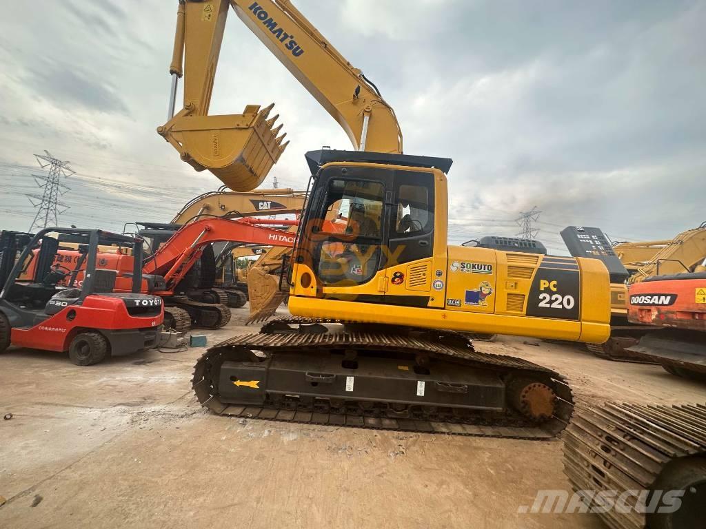 Komatsu PC 220-8 Escavatori cingolati