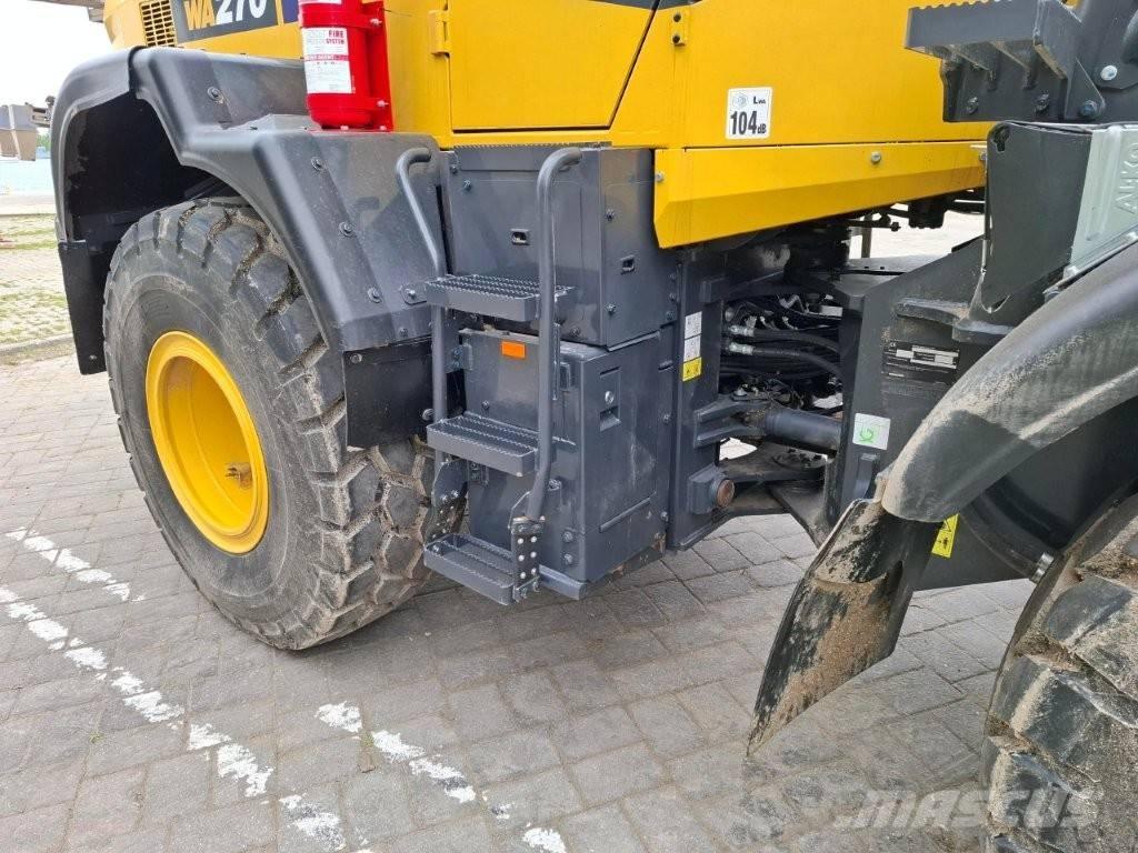 Komatsu WA 270-8E0 Pale gommate