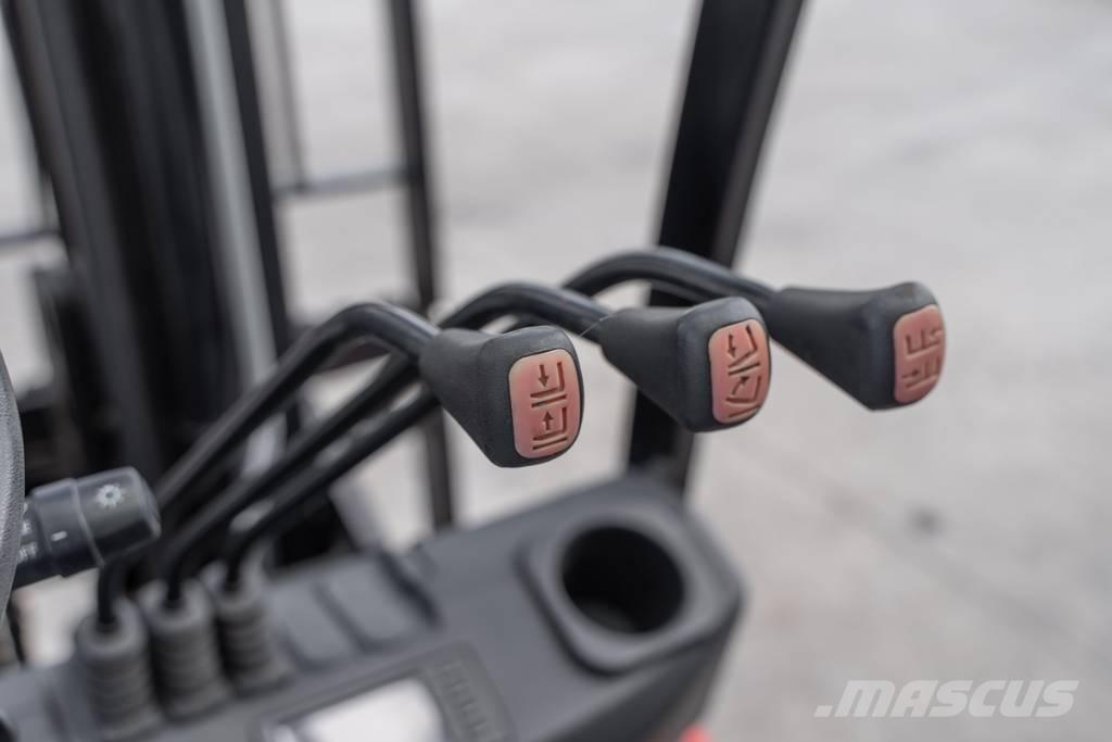 Manitou MI 30 D Carrelli elevatori diesel