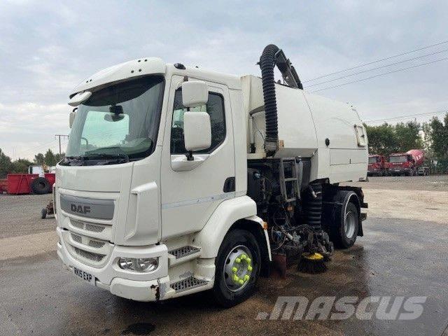 DAF LF 220 Autocarro spazzatrice