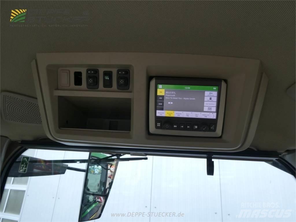 John Deere 7R 330 Trattori