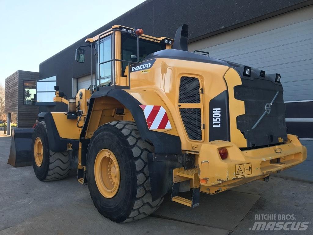 Volvo L150H Pale gommate