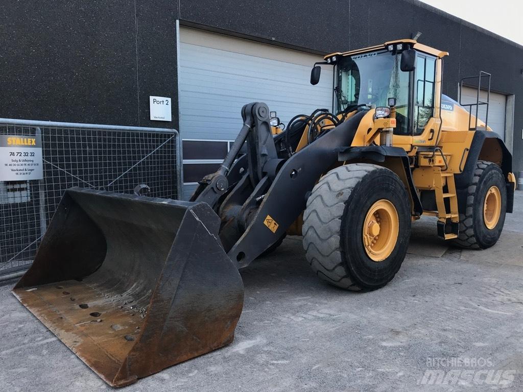 Volvo L150H Pale gommate