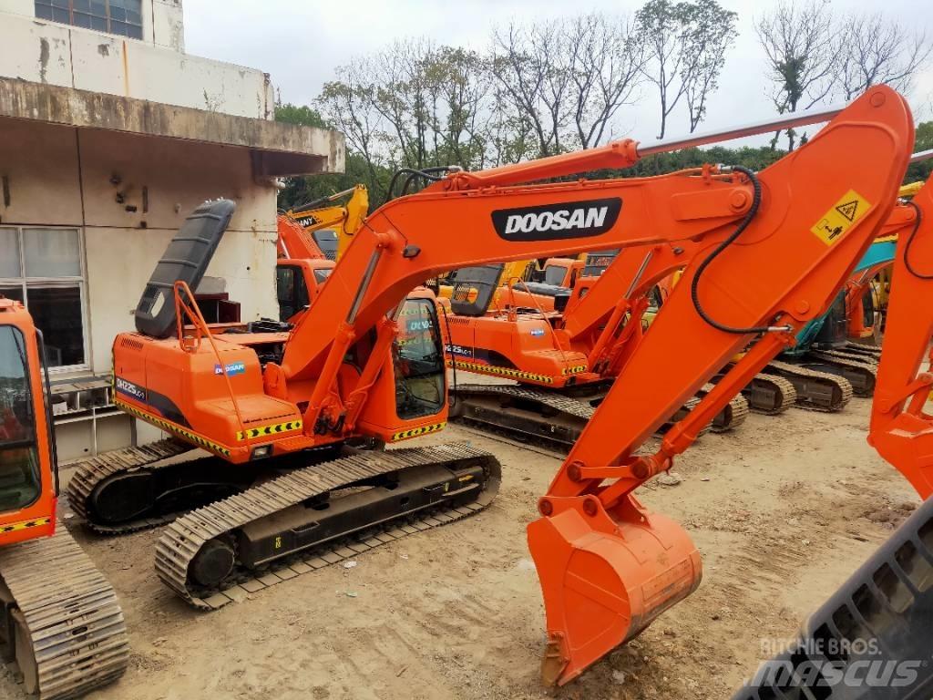 Doosan DH220LC-7 Escavatori cingolati
