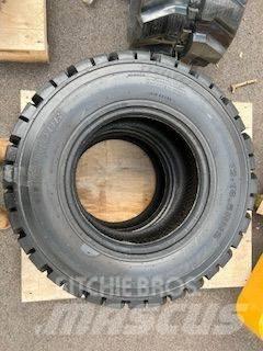 Armour 12-16.5 Pneumatici, ruote e cerchioni