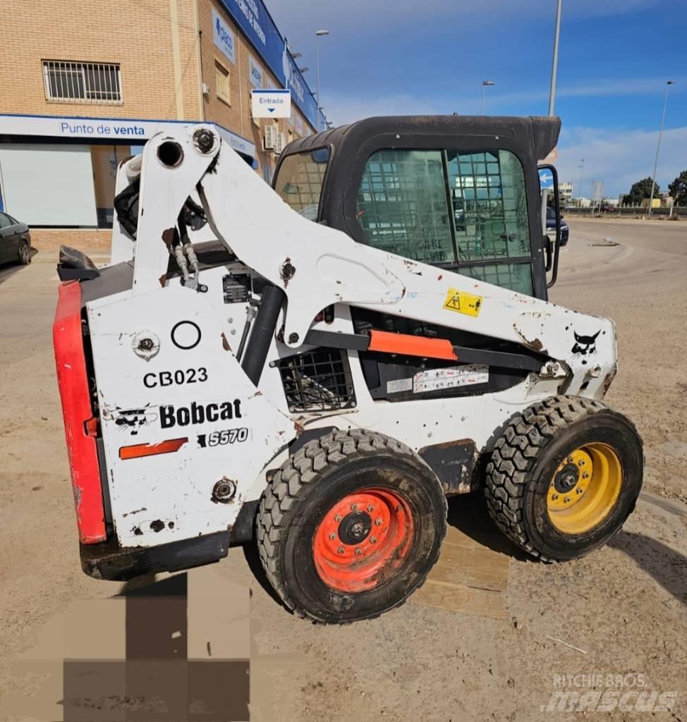 Bobcat S 570 Mini Pale Gommate