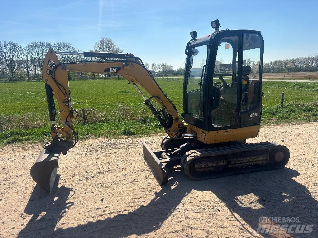 CAT 302.7 D Miniescavatori
