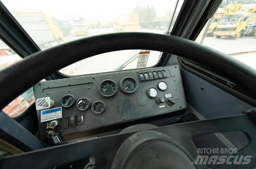 Atlas Copco RD 20 II Autocarro per perforatrice mobile