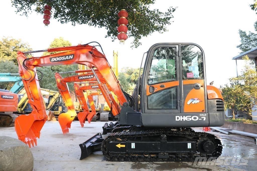 Doosan DH 60-7 Miniescavatori