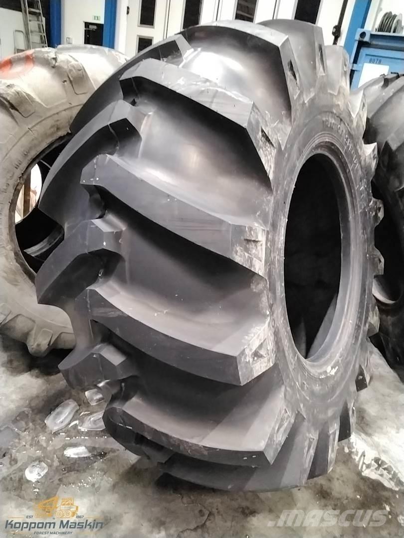 Nokian Trs 30,5-32 Pneumatici, ruote e cerchioni