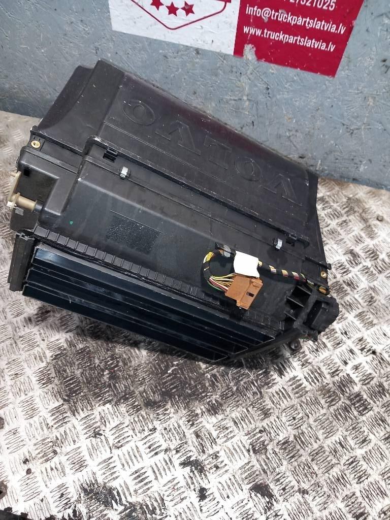 Volvo FH 12    21318095 Cabine e interni