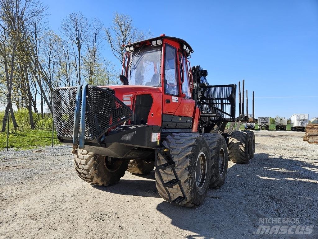 Komatsu 895 Forwarder