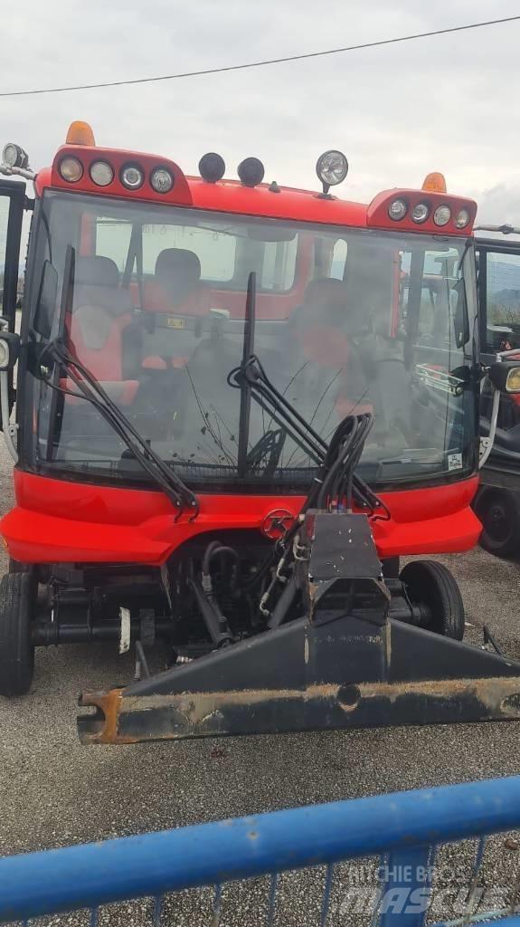  PistenBully  600 Battipista