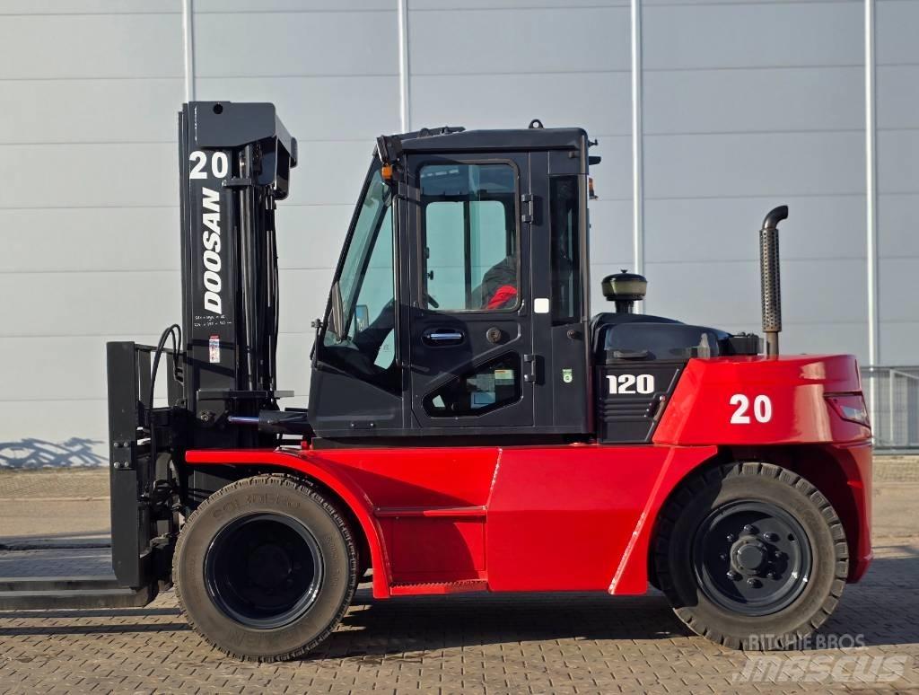 Doosan D90/120 S-7 Carrelli elevatori diesel