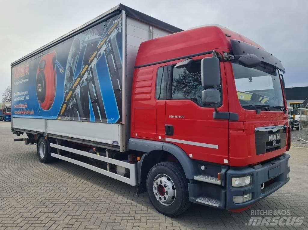 MAN 15.290 / 7.7m / LIFT Motrici centinate