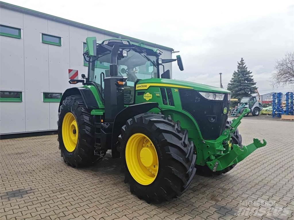 John Deere 7R 330 Trattori