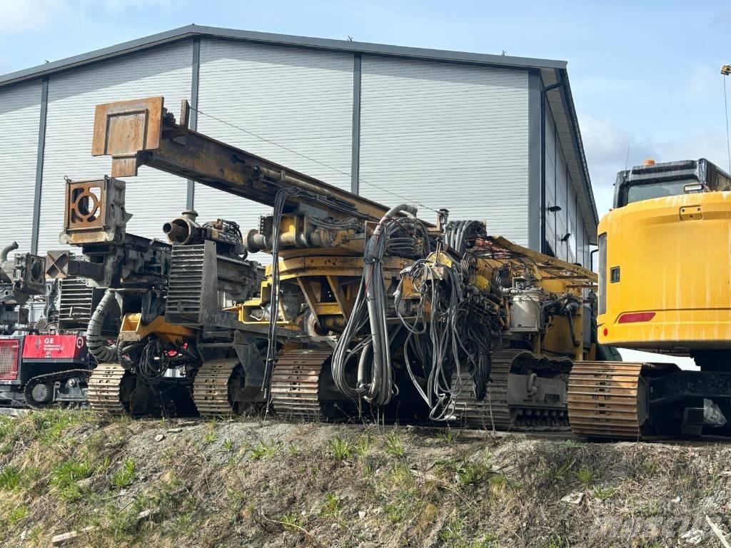 Klemm KR 807 - 5 Trivelle per fondazioni