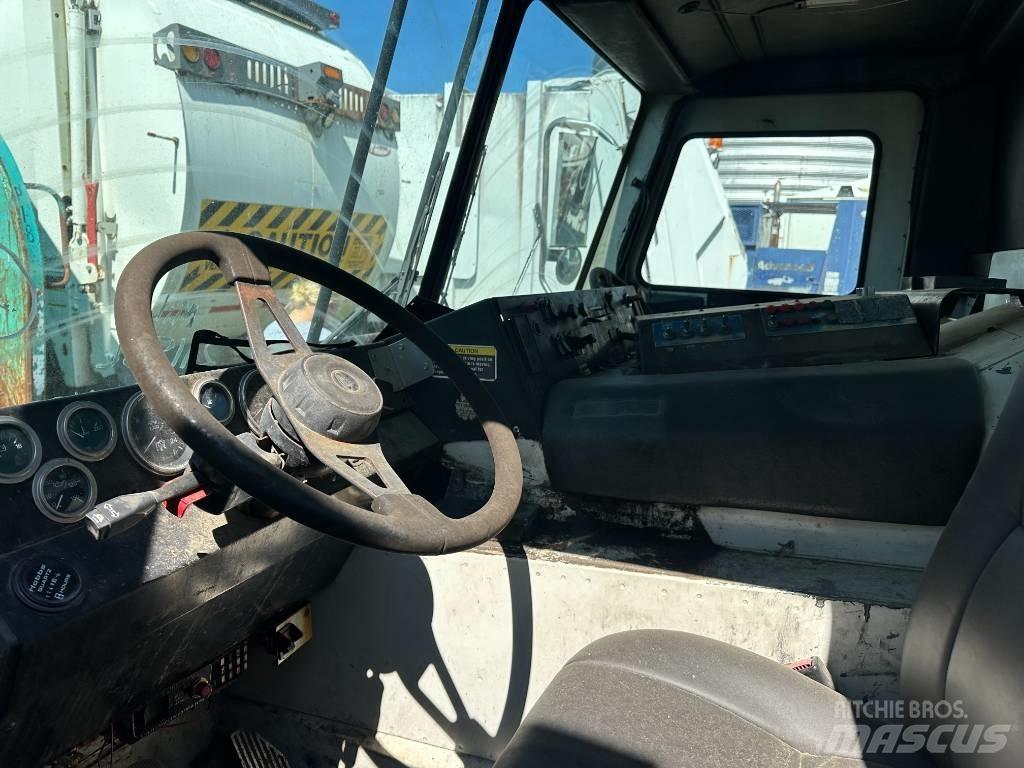 Mack LE Camion dei rifiuti