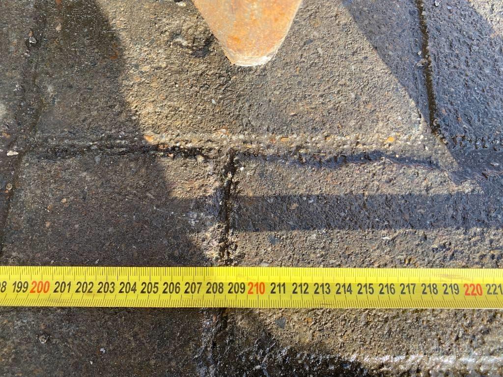 Verachterd VRG-30 Pinze