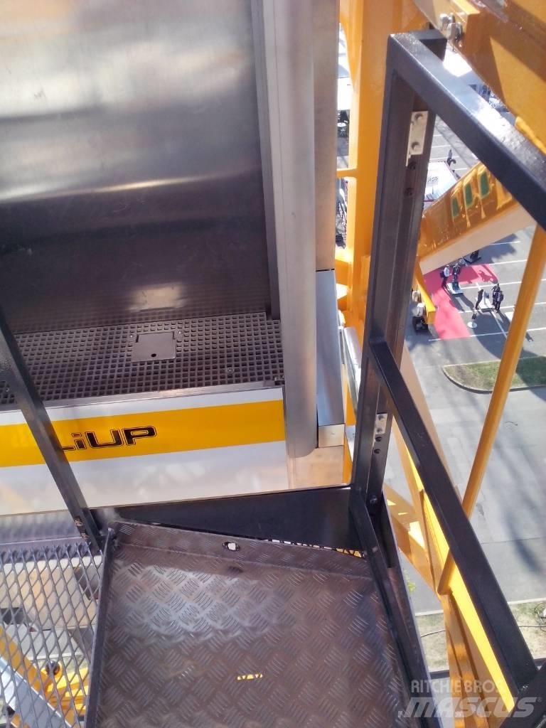 Liebherr LiUp 200 Paranchi, argani e sollevatori di materiale