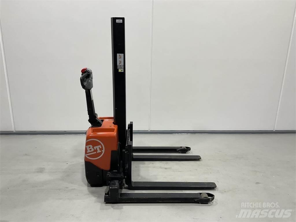 Toyota HWE100 Carelli stoccatori  automatici-usati