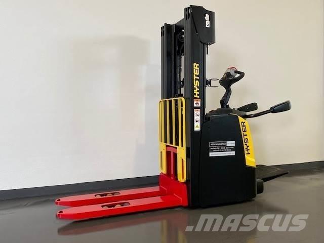 Hyster S1.6S Transpallet uomo a terra