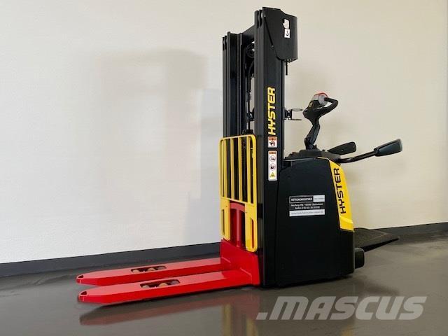 Hyster S1.6S Carelli stoccatori  automatici-usati